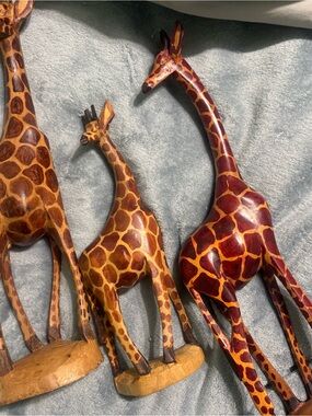 Handcrafted Brown & Tan Giraffe Figurine - Home Accents